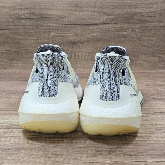 Adidas UltraBoost 21 Oreo Women's 11 Men's 10 White Black Running Shoes (GV7712) - Picture 4 of 9